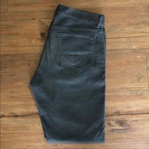 Banana Republic traveler pant